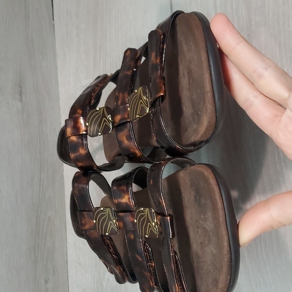 Vionic Women Amber Tortoise  Hook&loop Sandals shoes sz 8 - Picture 5 of 13